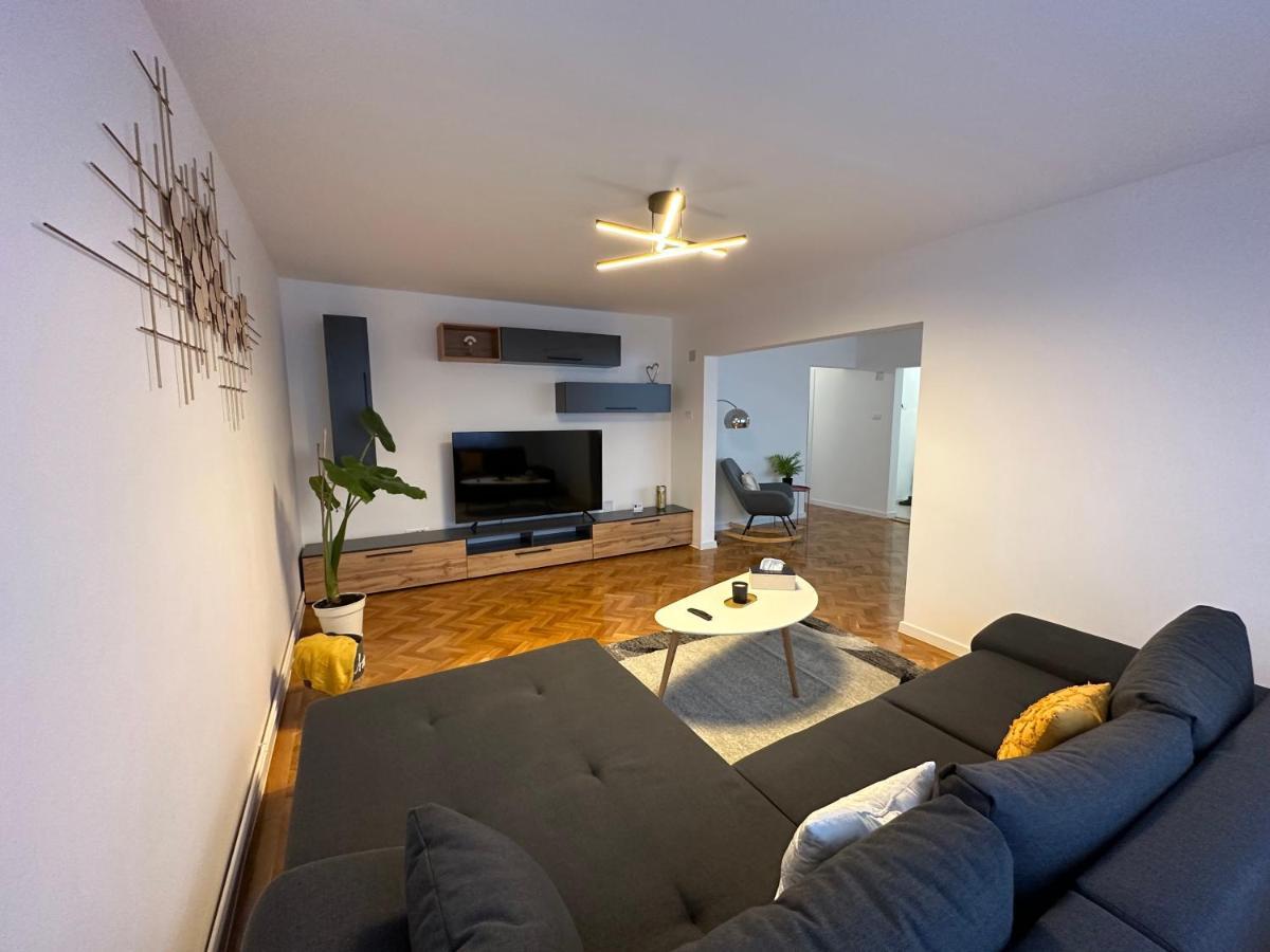 Esi Apartments #Central With Garage تيميشورا المظهر الخارجي الصورة