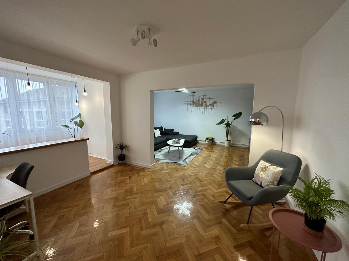 Esi Apartments #Central With Garage تيميشورا المظهر الخارجي الصورة